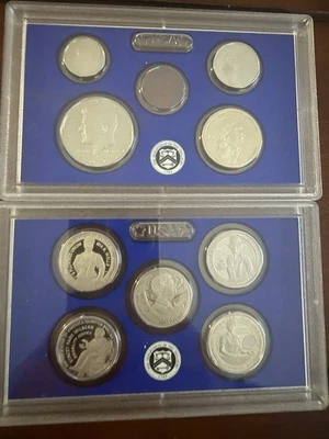 2025 S US MINT PROOF SET-9 Proof Coins Kennedy, Quaters Dime ( No Penny) COA - Image 1 of 4