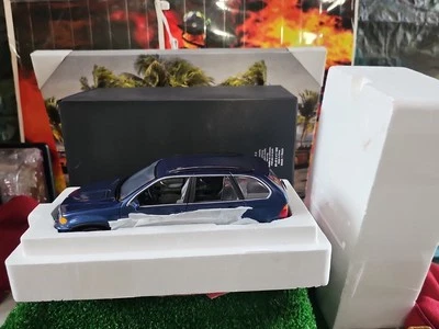 VINTAGE Kyosho Bmw X5 3.0 D 1/18 Scale BEAUTIFUL VERY NICE SUV  - Image 1 of 4