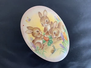 Vintage TIN Litho Easter Egg Candy Metal Tin BUNNIES Rabbits Metal Box Co. - Picture 1 of 15
