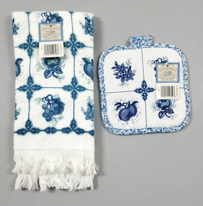 NWT Vintage Gourmet Gallery D&B Delft Blue Delftware Terry Towel Pot Holder Set - Picture 1 of 9
