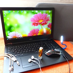 Fujitsu E5510 Business i7 10Gen l 15Zoll FULLHD l 1TB SSD Windows 11 I 32GB RAM - Bild 1 von 14