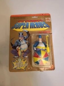 DC Comics Superheroes Penguin Action Figure W/ Umbrella Fires Missiles Toy Biz - Picture 1 of 3