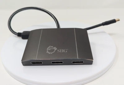 SIIG 3 Port DisplayPort MST Hub 4k - Muti Monitor Splitter 1x3 + Mini DP Adapter - Image 1 of 4