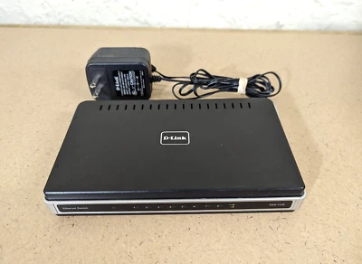 D-LINK DES-1108 Desktop Ethernet Switch 10/100 8-Port Gigabit + Power Supply - Image 1 of 4