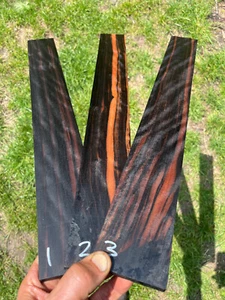 FIGURED INDIAN EBONY guitar fingerboard fretboard 527-540 x 70/60 x 7-8mm - Picture 1 of 15