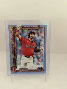 2025 Topps Holiday Light Blue Glitter #H143 Steven Kwan Guardians - Picture 1 of 2