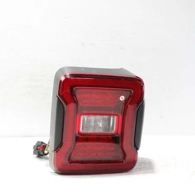 Luz trasera derecha sistema LED 2018-2025 Jeep Wrangler Gladiator OEM 68474044AA Foto 1 de 4