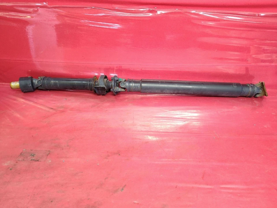 Lexus IS250 2009-2013 tracción en las cuatro ruedas AWD sedán hélice del eje de transmisión trasero - 82 k Foto 1 de 4