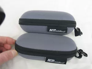 (2) sunglass cases semi rigid soft case nice size for most glasses or sunglasses - Picture 1 of 3