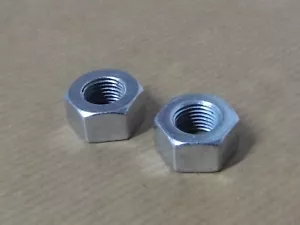 Tuerca de perno de fijación superior amortiguador de acero inoxidable Triumph Tiger Cub PO172A x2... - Imagen 1 de 3