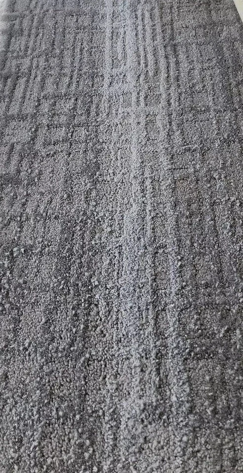 Beautiful Rug Grey, Silver Color - Image 1 of 3