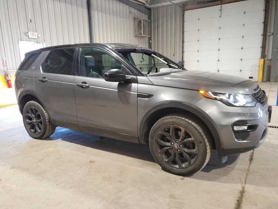 Used Air Cleaner Assembly fits: 2018 Land rover Discovery sport  Grade A - Image 1 of 4