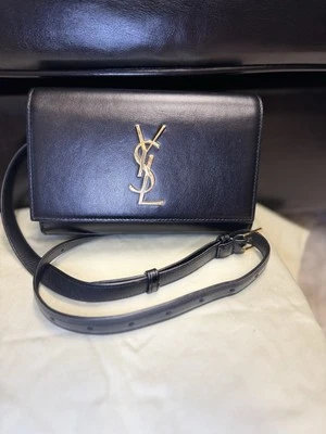 Bolso Cinturón Saint Laurent YSL Kate, Cuero de Becerro, Negro Foto 1 de 4