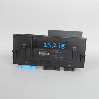 Caixa de junção 2010 BMW 550i GT Electronics 61359226906 OEM usada - Imagem 1 de 4