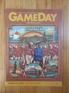 1983 New England Patriots vs Baltimore Colts NFL Football Program - Picture 1 of 3