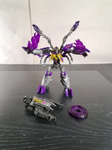 Transformers Fall of Cybertron Deluxe KICKBACK Figure Accessories Cover