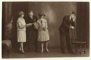 PORTRAIT OF A PLAY IN PROGRESS : LANCASHIRE, ENGLAND : FEMALE PHOTOGRAPHER - Picture 1 of 4