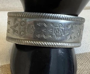 Southwestern Native American Engraved Wide 5.5” Cuff Bracelet Thunderbird Arrows - Picture 1 of 17