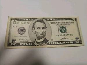 2001 Dallas $5 Note.CK30100377B - Picture 1 of 7