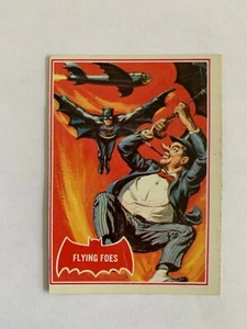 Batman serie A 1966 murciélago rojo #31A Flying Foes - ¡Raro y vintage! - Imagen 1 de 2