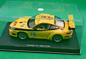1/32 SLOT CAR REPAINTED PORSCHE 911 996 GT3R - AMATURE YELLOW PAINT TOO THICK - Picture 1 of 6