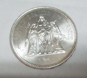 Moneta argento 50 franchi Francia 1975 AU ma ha una macchia su 50 franchi - Foto 1 di 2