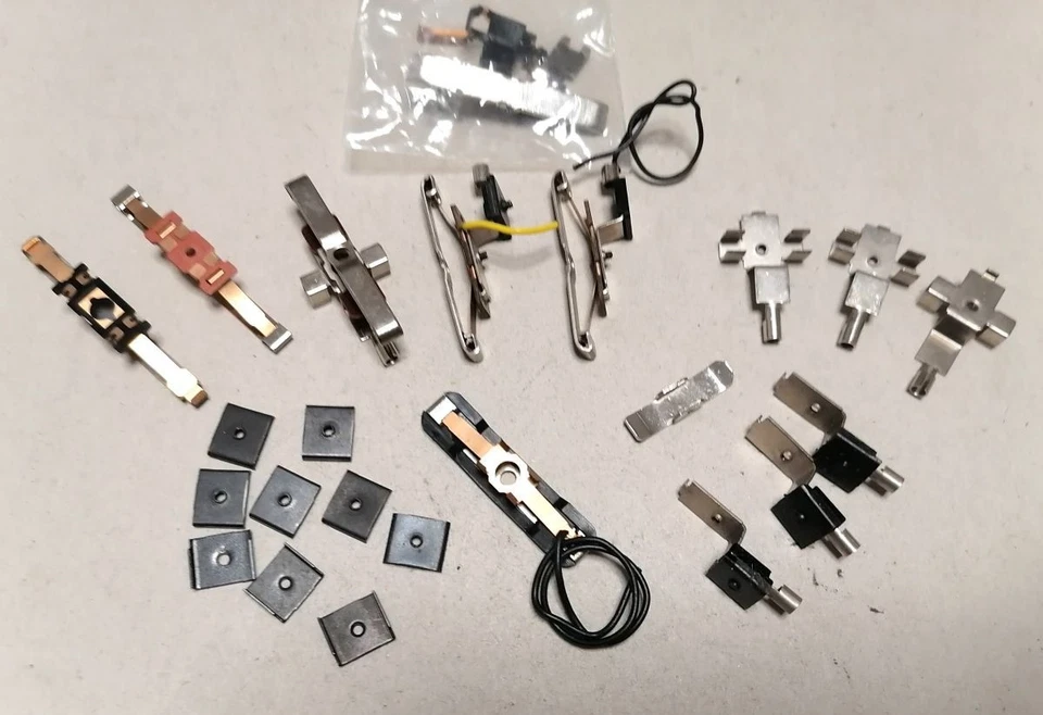 Märklin H0 Konvolut Ersatzteile Schleifer für Stromzuführung - Bild 1 von 1