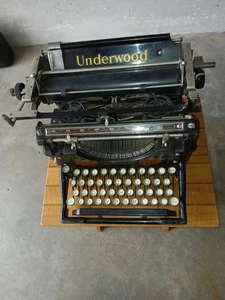 underwood Schreibmaschine  - Bild 1 von 9