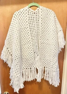 Vintage White Crocheted Handmade Knit Shawl Wrap 1970’s Hippie Fringe Grannycore - Picture 1 of 2