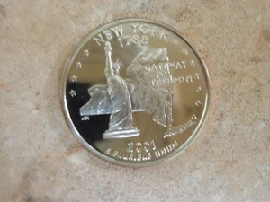 2001-S- New York State Quarter-from proof set-uncirculated-FREE SHIPPING b4 - Picture 1 of 3