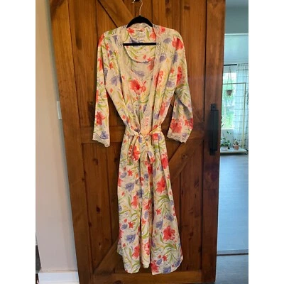 Roupa de dormir Cabernet roupão floral e vestido de noite acabamento em renda tamanho grande - Imagem 1 de 4