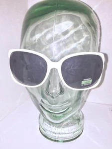 Women's Oversized Fashion Sunglasses-White ( NEW) - Picture 1 of 3