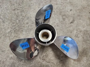 NEW SINGLE 15 1/2" X 25.5P SUZUKI WATERGRIP DUAL PROP, 990C0-0090F-255, P10137 - Imagen 1 de 13