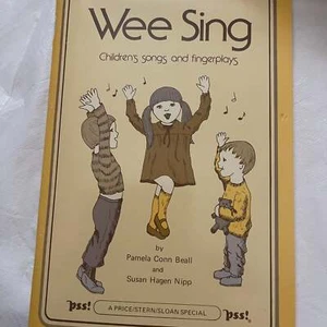 Wee Sing Children's Songs And Fingerplays Book- VINTAGE 1984 - Picture 1 of 2