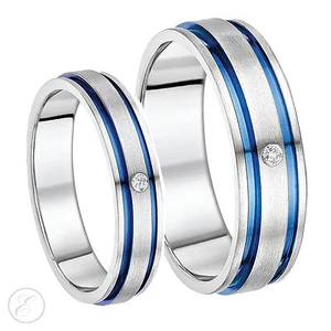 Juego de anillos de compromiso con incrustaciones ranuradas azul diamante titanio de 5&7 mm His & Hers - Imagen 1 de 3