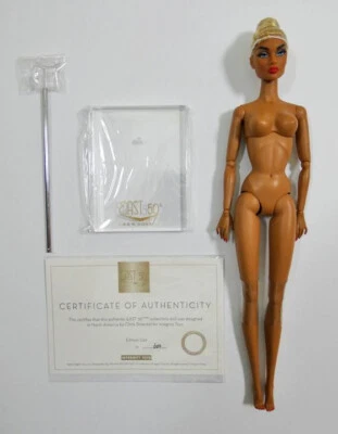 INTEGRITY TOYS STANDOUT FALL DELLA ROUX - NUDE DOLL WITH STAND - JUST OUT OF THE BOX