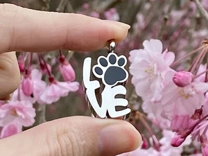 Pet Cremation Jewelry LOVE Paw Print Pendant Urn Holds Ashes Dog Cat Ash Cremain - Picture 1 of 8