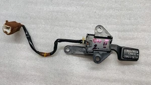 MITSUBISHI GTO 3000GT STEERING WHEEL SWITCH BUTTON CRUISE CONTROL 1994-1996 MK2 - Picture 1 of 3