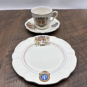 Queen Elizabeth Krönung 1953 Teetasse, Untertasse & Dessert, Teller, England - Bild 1 von 7