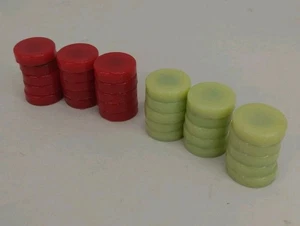 30 Vintage Backgammon Pieces 15 Red And 15 Ivory Magnetic Felt Replacements - Picture 1 of 4