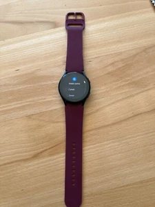 Samsung Galaxy watch 2024 mit Aufladekabel - Bild 1 von 6