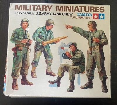 TAMIYA MILITARY MINIATURES KIT SOLDATI USA CARRISTI U.S. TANK CREW MINT IN BOX - Immagine 1 di 2