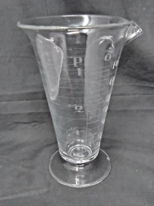 ANTIQUE PHARMACY BEAKER BENTON HALL COMPANY CUT GLASS MARKS 16 oz - Picture 1 of 6
