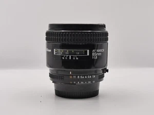 NIKON AF NIKKOR 85MM F1.8 LENTE DE ENFOQUE AUTOMÁTICO RETRATO PRIME RÁPIDO MARCO COMPLETO - Imagen 1 de 5