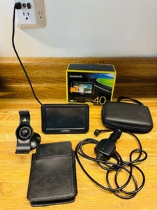 Garmin Nuvi 40LM GPS - Picture 1 of 3