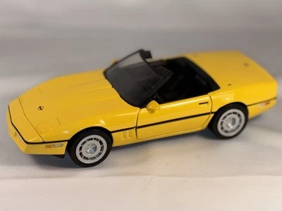 Chevrolet Corvette 1986 amarillo escala 1:24 coche fundido a presión Franklin como nuevo con caja Foto 1 de 4