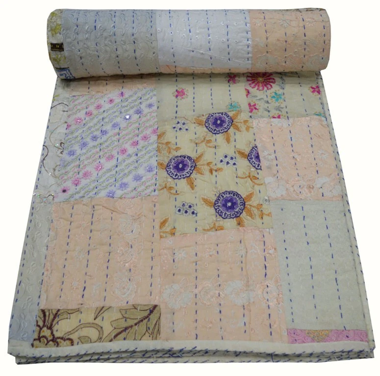 Colcha manta de algodón con estampado de retazos indios hecha a mano doble Kantha Foto 1 de 4
