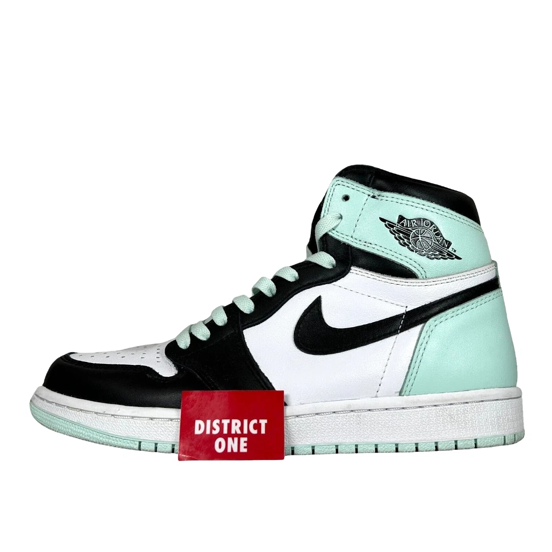 靴 Nike Air Jordan 1 Retro High \"Igloo\" FINALLY! THE AIR JORDAN 1 IGLOO **WITH ON FOOT** 🔥🔥 - YouTube