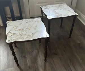 Vintage Satztische Stapeltische Kunstmarmor Spindelbeine Mcm  - Bild 1 von 9