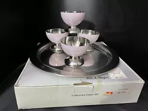 Vintage Wm. A Rogers 5 Piece Ice Cream Set - 4 Pink Bowls & Tray New In Box - Picture 1 of 9
